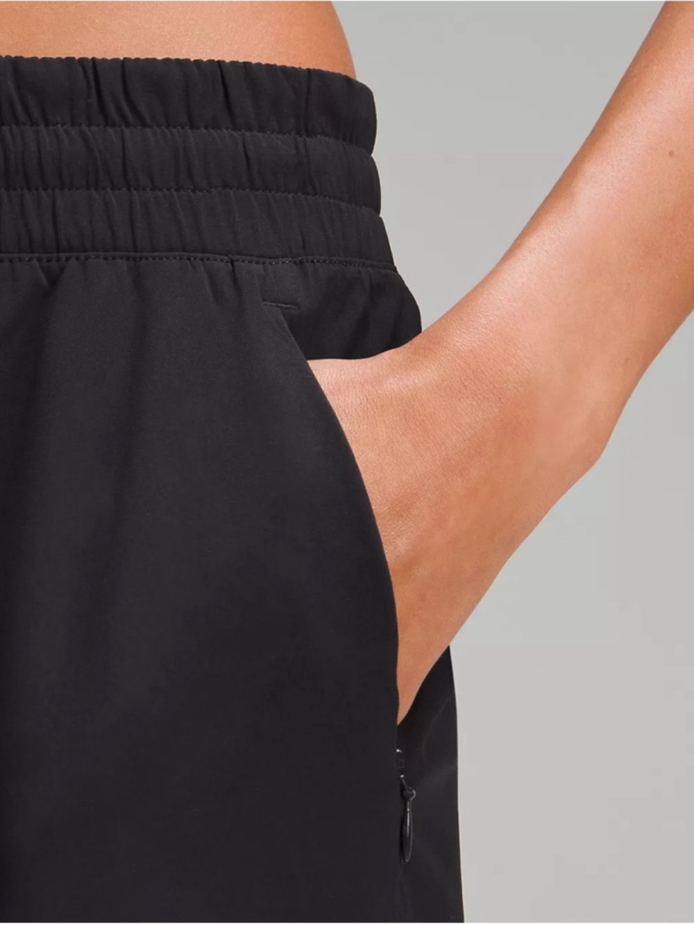 Lululemon Swift Mid-Rise Wide-Leg Pants in Black size 6 - Picture 7 of 16